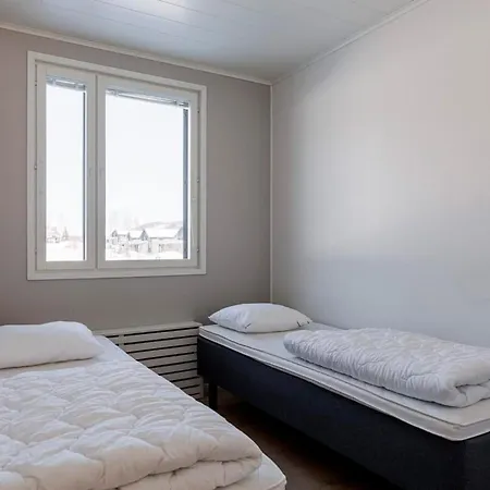 Harmonia B - 12 Hloe, Golf